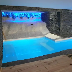 Aqualiva A Piscine Privative Dans Chacun Des Situe A 20 M Des Pistes De **** Valberg